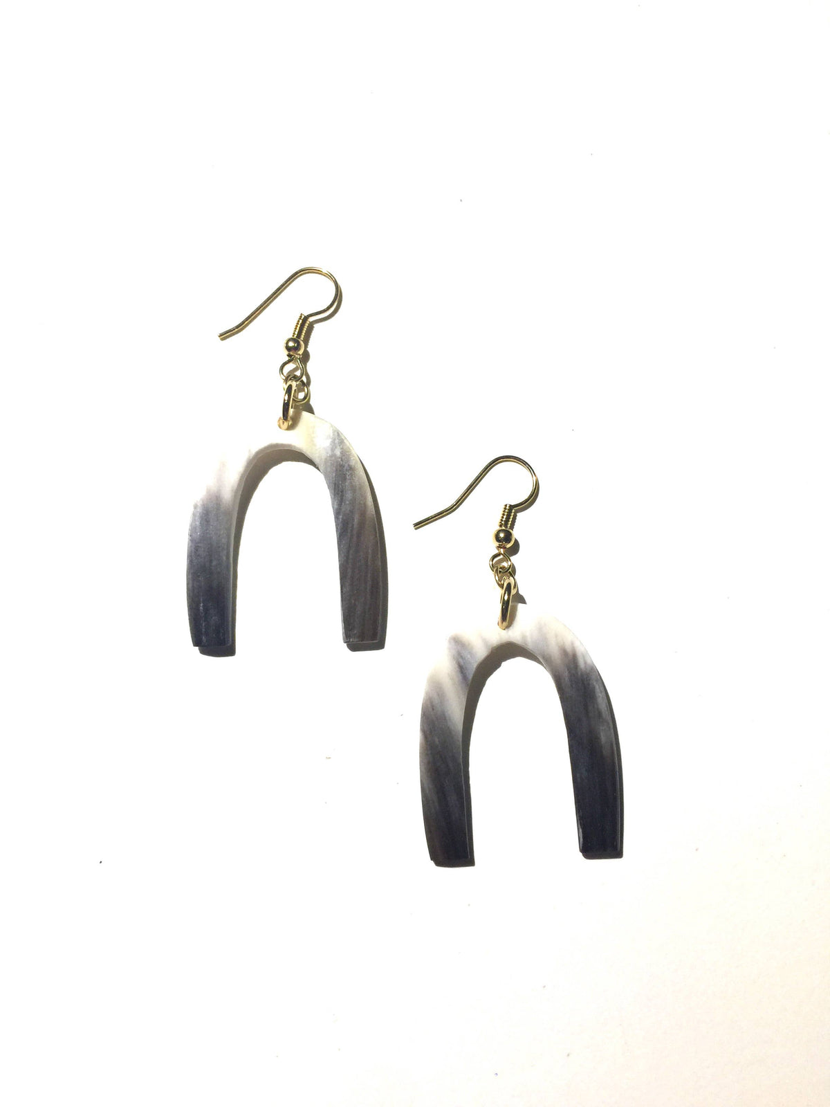 Arcadin Earrings (Horn)
