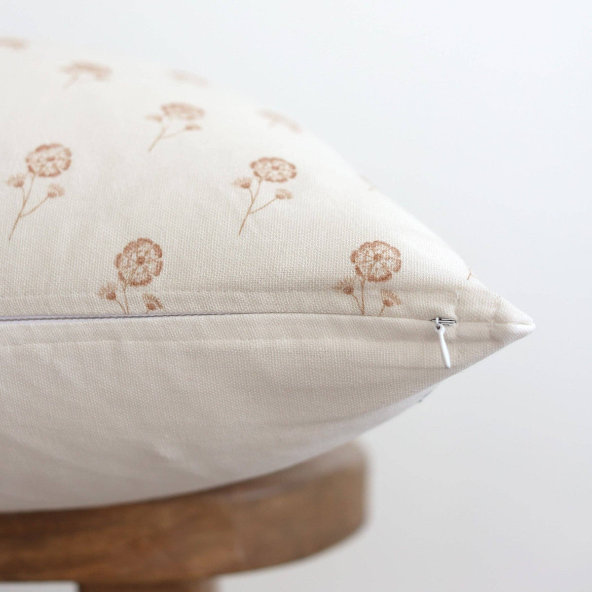Buttercup - 18" | 22" | 26"