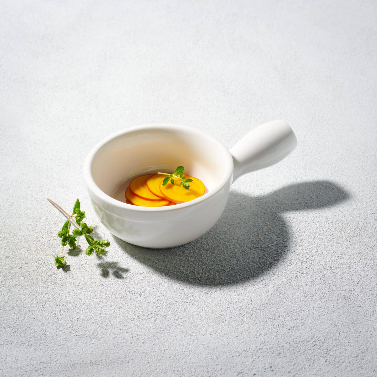 Vikko Lightning - White Onion Soup Bowl with Handle, 8.5 oz