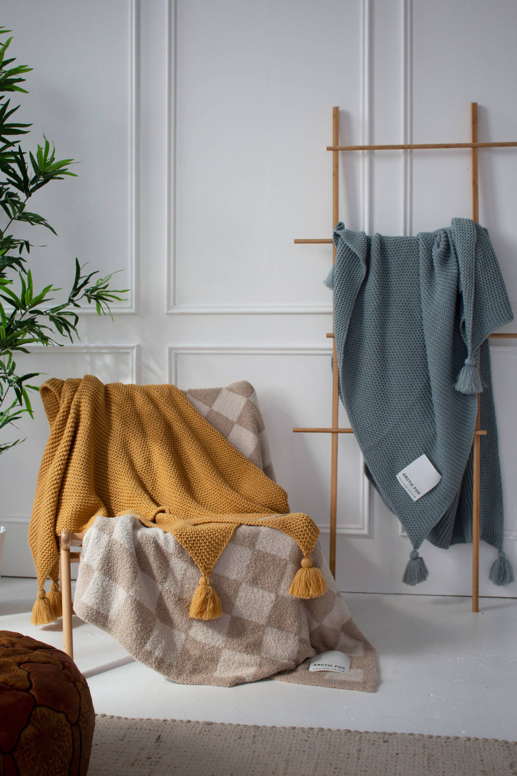 The Teddy Throw - Beige Check