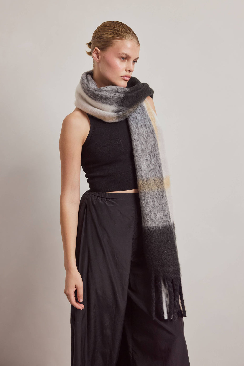 The Stockholm Scarf - The Arctic