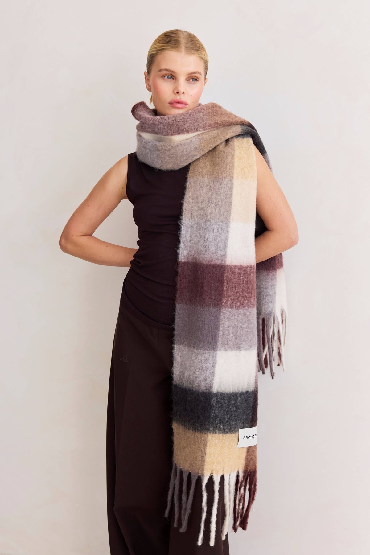 The Reykjavik Scarf - Dark Berry