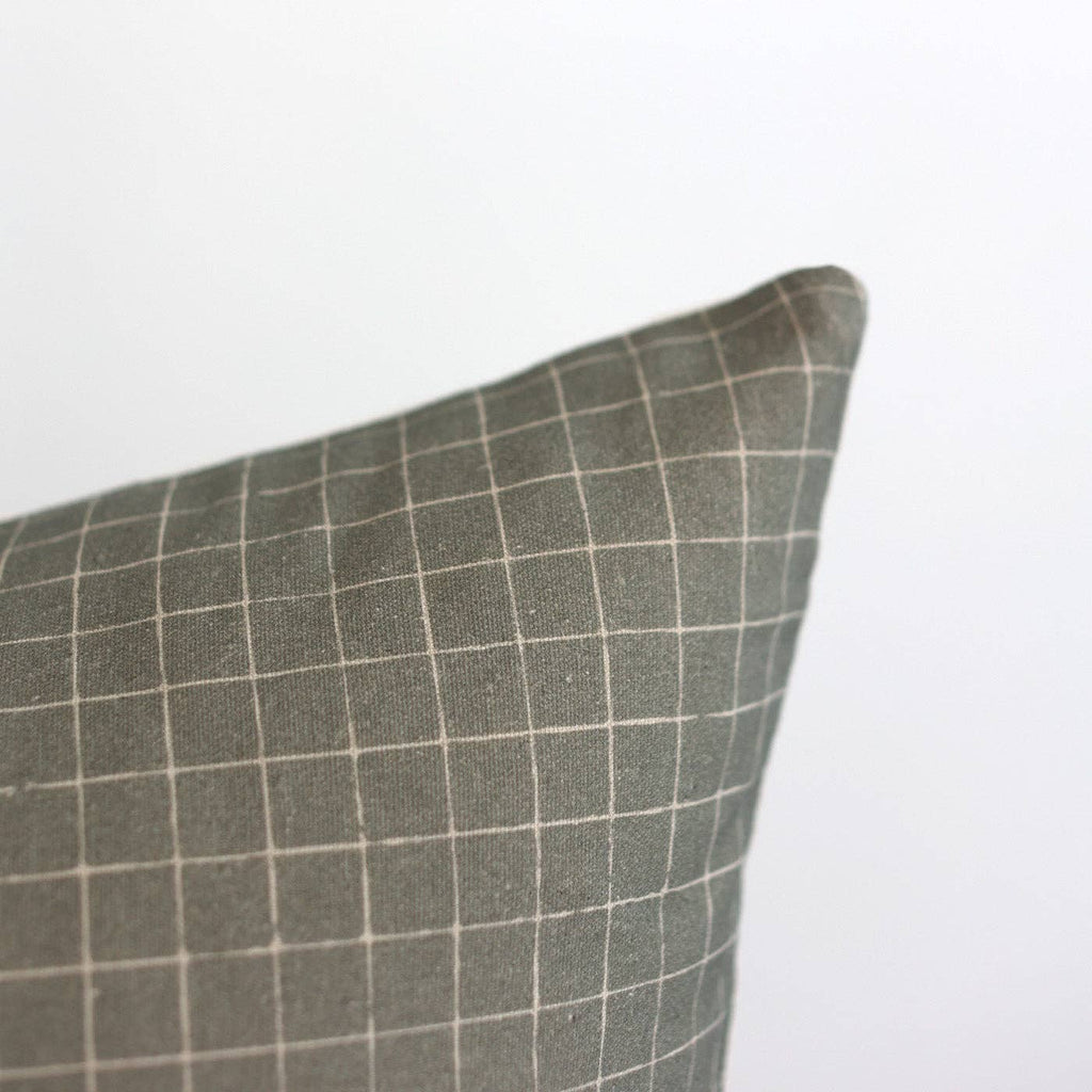 Wells Grid in Moss - 18" | 20" |  22" | 24" | 26"
