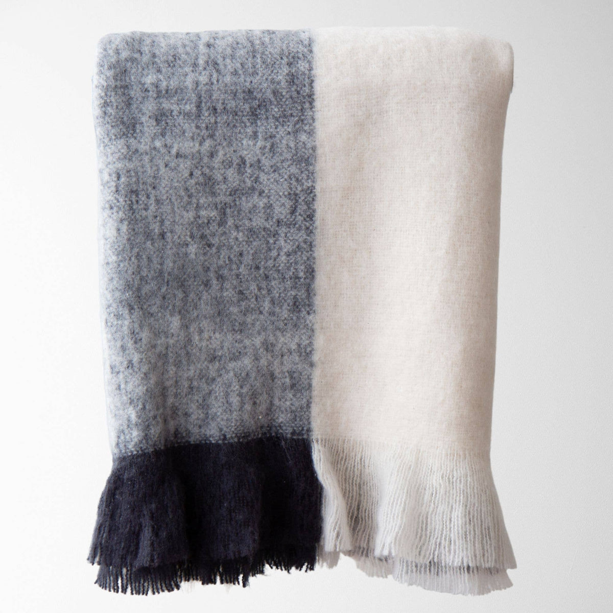 Calla Faux Mohair Throw – Soft, Stylish, Cozy Blanket
