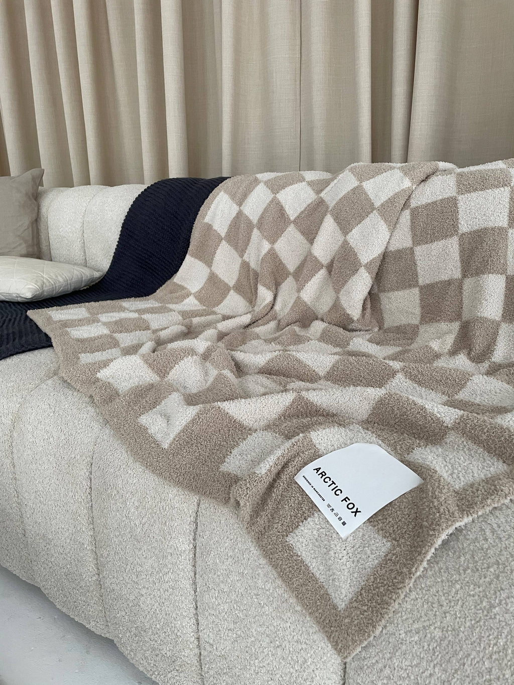The Teddy Throw - Beige Check