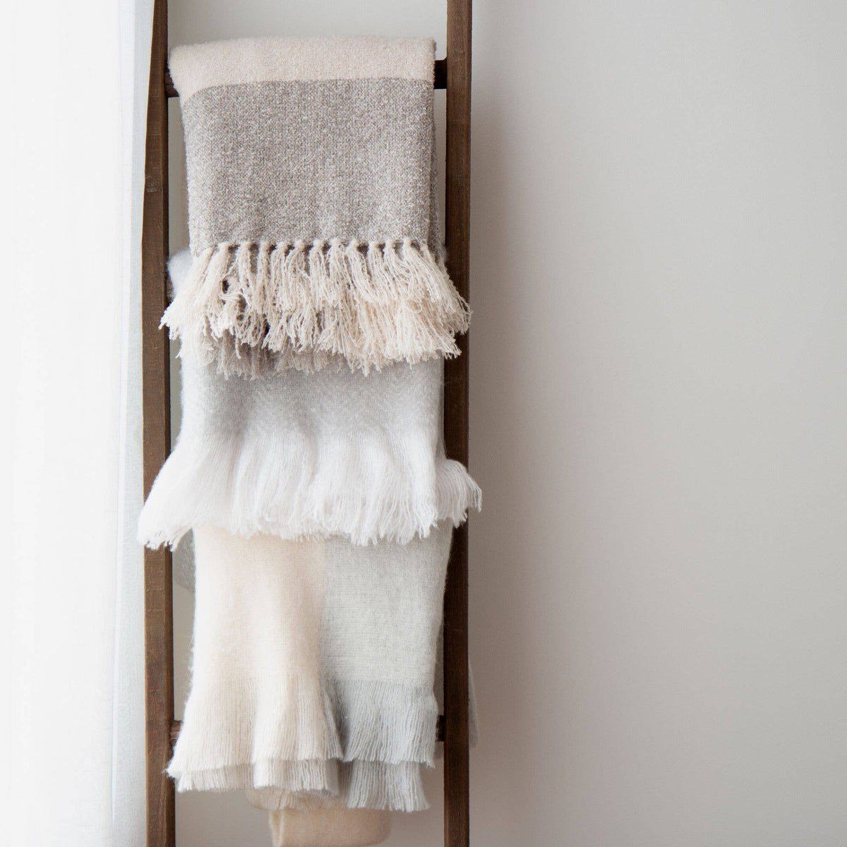 Oden Textured Boucle Throw – Soft, Cozy, and Decorative
