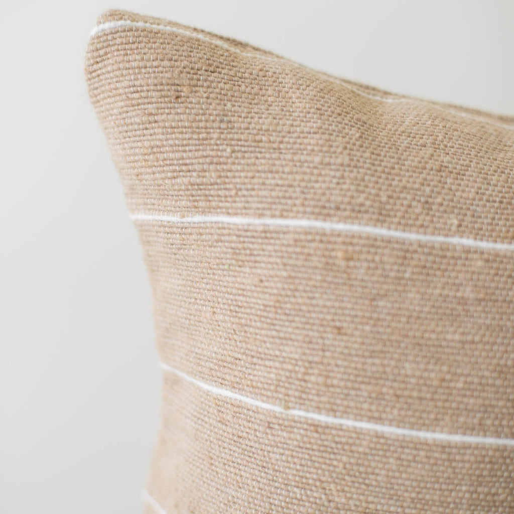 Wren - Lumbar - 12x40"