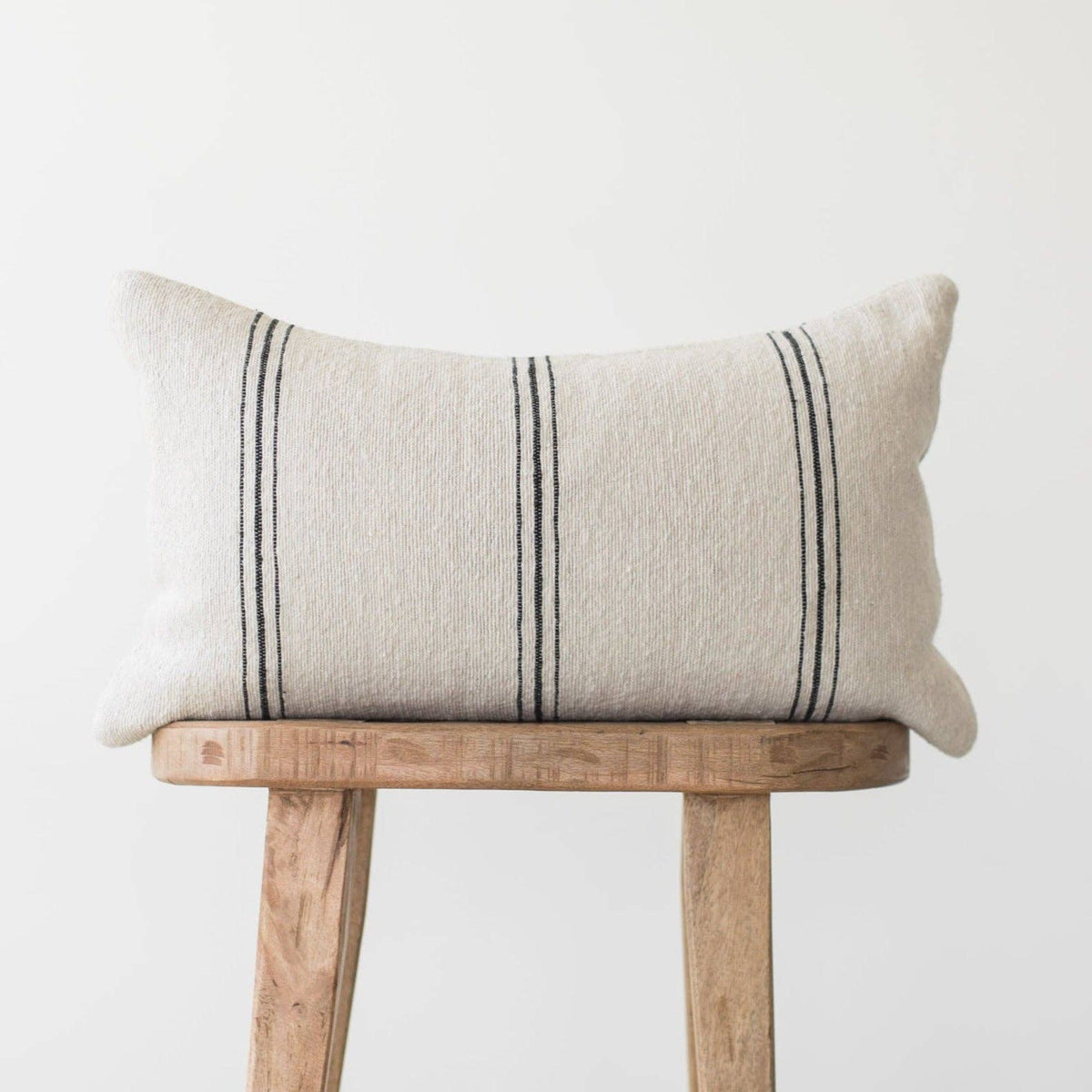 Ollie - Lumbar 12x20" | 12x40"