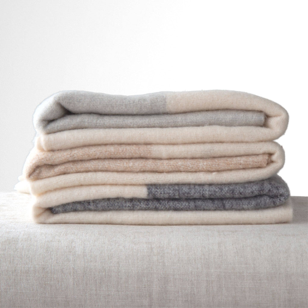 Calla Faux Mohair Throw – Soft, Stylish, Cozy Blanket