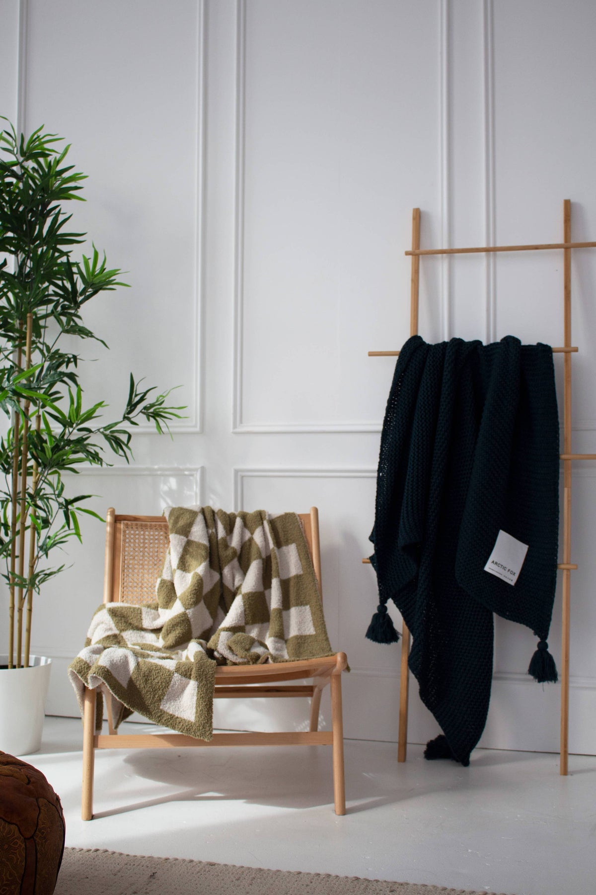 The Teddy Throw - Khaki Check
